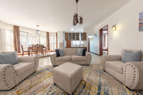Kipeo Suites by Homes By Della